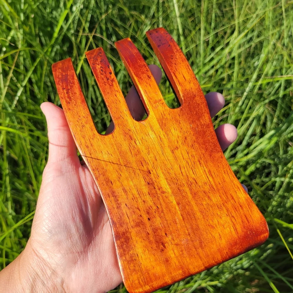 Wood Salad Serving Forks (Teak?) ~ Tropical Tiki Vibe ~ Entertaining ~ Nice!
